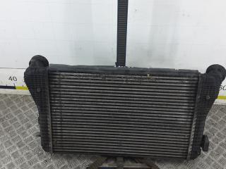 радиатор интеркулера Audi A3 8P/8PA [рестайлинг] 2006, 2.0 л., дизель, робот, хетчбэк 5 дв.