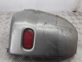 клык бампера задний правый Toyota RAV4 1 поколение (XA10) [рестайлинг] 1998, 2.0 л., бензин, МКПП, внедорожник 5 дв.