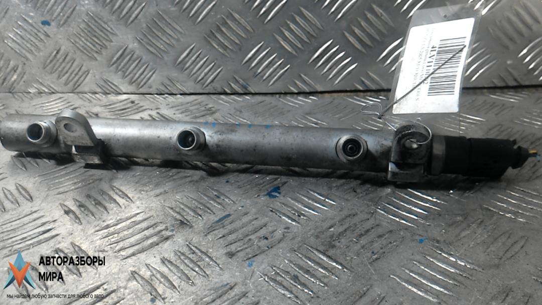 топливная рампа Mercedes-Benz CLS-Класс C219 2005, 3.0 л., D 320CDI, дизель, АКПП, седан - фото №1