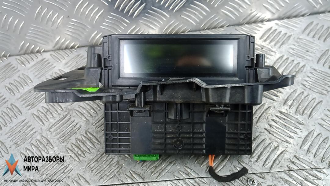 монитор Volvo XC60 1 поколение 2009, 2.4 л., дизель, МКПП, внедорожник 5 дв. - фото №1