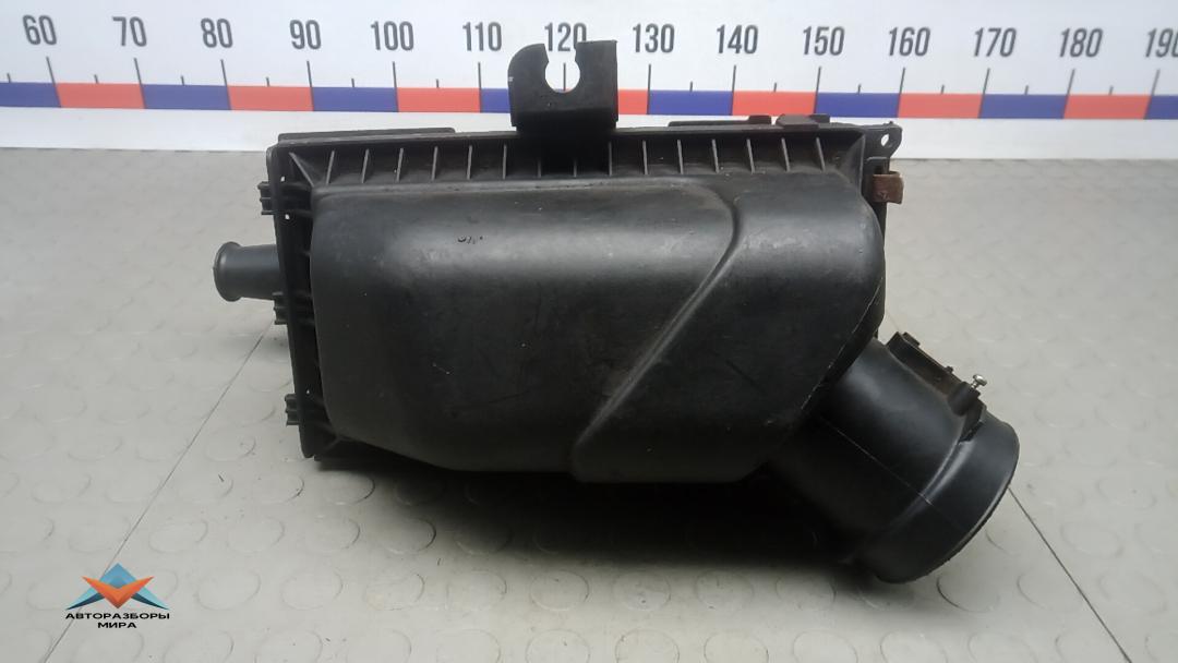 корпус воздушного фильтра Mazda CX-9 1 поколение 2008, 3.7 л., бензин, АКПП, внедорожник 5 дв. - фото №1