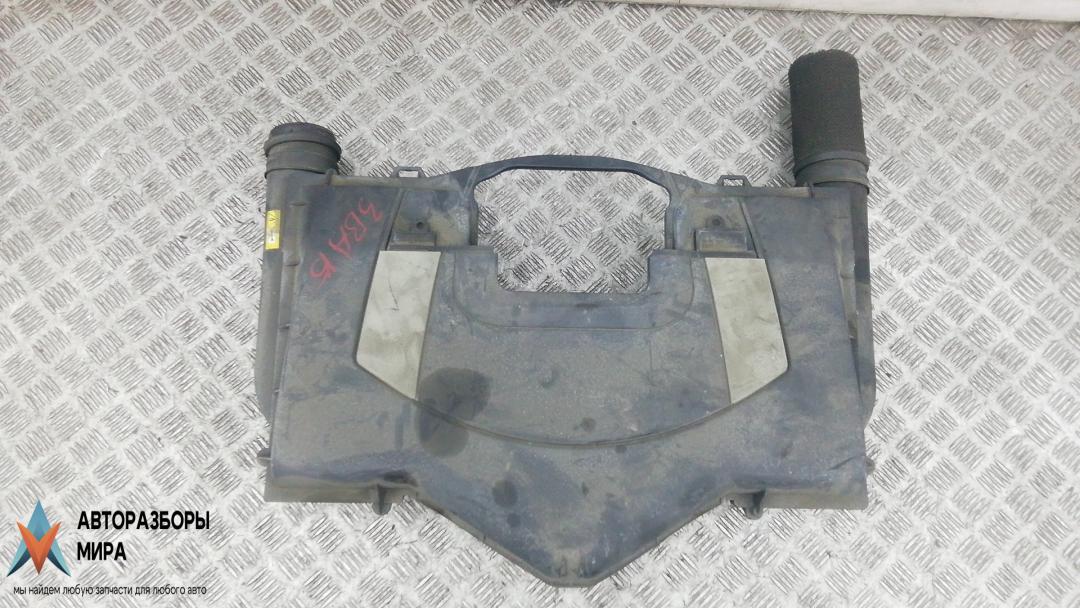 корпус воздушного фильтра Mercedes-Benz R-Класс W251 2007, 3.5 л., бензин, АКПП, внедорожник 5 дв. - фото №1