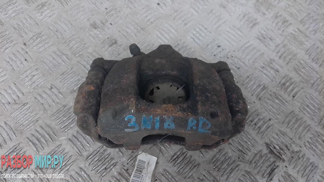 суппорт передний правый Toyota Auris 1 поколение 2007, 2.0 л., дизель, МКПП, хетчбэк 5 дв., 477300F030, 47730-02360, 4773002361 - фото №1
