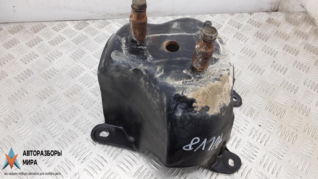 крепление запаски Jeep Liberty 1 поколение 2005, 2.8 л., дизель, МКПП, внедорожник 5 дв. - фото №1