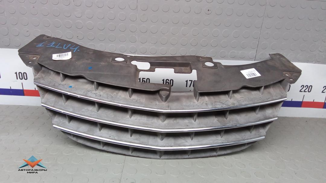 решетка радиатора Chrysler Sebring 3 поколение 2007, 2.0 л., дизель, МКПП, седан - фото №1