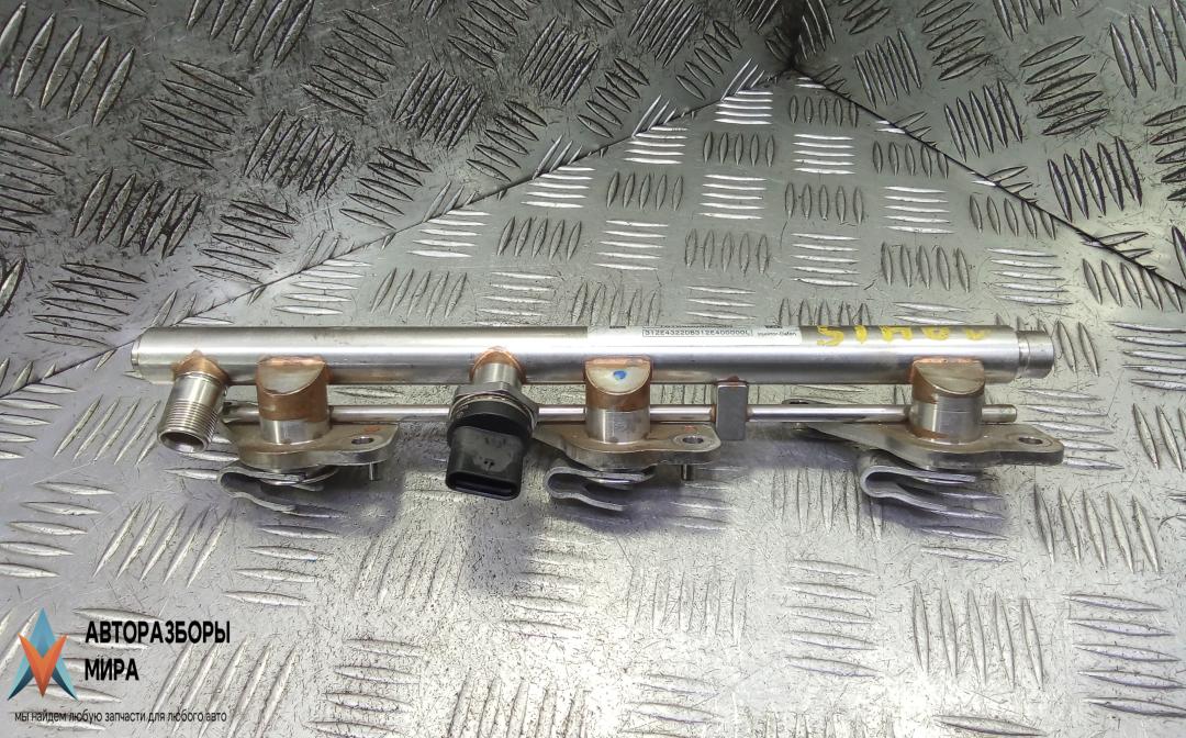 топливная рампа Mercedes-Benz S-Класс W222/C217/A217 2016, 3.0 л., бензин, АКПП, седан, A2760702195, A2760781245 - фото №1