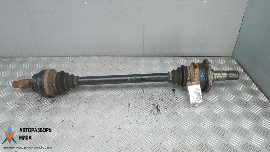 полуось задняя (приводной вал, ШРУС) BMW 5 серия F07/F10/F11 2010, 3.0 л., бензин, АКПП, седан, 33207606567, 33207581021, 33207581027, 33207630183, 33207581029 - фото №1