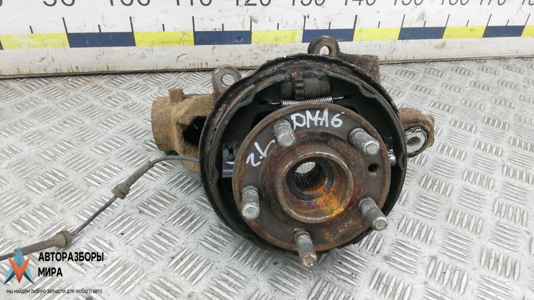 ступица задняя левая Land Rover Freelander 2 поколение 2007, 2.2 л., D TD4, дизель, МКПП, внедорожник 5 дв., LR001127, LR001129 - фото №1