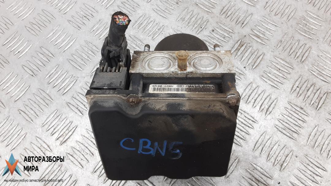 блок ABS Hyundai i30 FD 2007, 1.4 л., бензин, МКПП, хетчбэк 5 дв., 589202L500, 0265235333 - фото №1