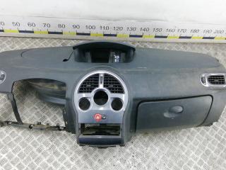 панель передняя салона (торпедо) Renault Modus 2 поколение 2009, 1.5 л., дизель, МКПП, хетчбэк 5 дв., 7701067619