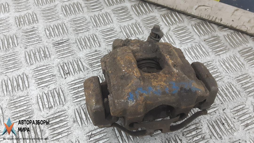 суппорт задний правый Land Rover Range Rover 3 поколение 2002, 3.0 л., TD6, дизель, АКПП, внедорожник 5 дв., SOB500042, SMC000200, DSB500040, LR010574, SOB500040, LR010417 - фото №1