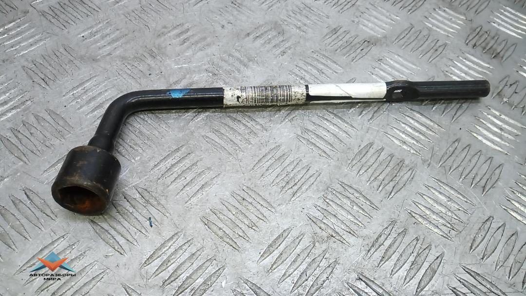 ключ колесный (балонный) Kia Rio 3 поколение 2012, 1.4 л., дизель, МКПП, хетчбэк 5 дв., 091313B010 - фото №1