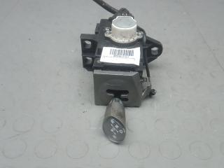 кулиса Toyota Prius 2 поколение 2006, 1.5 л., бензин, АКПП, хетчбэк 5 дв., 3356047012