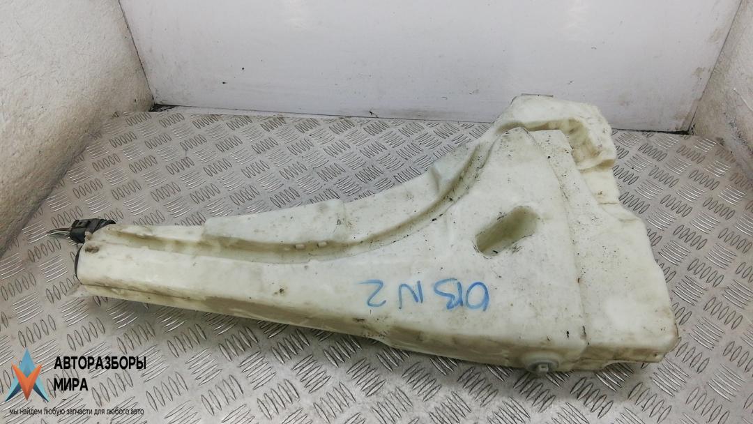 бачок омывателя Volkswagen Touareg 1 поколение 2004, 3.2 л., бензин, АКПП, внедорожник 5 дв. - фото №1