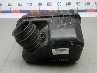 корпус воздушного фильтра Hyundai Santa Fe 1 поколение (SM) [рестайлинг] 2004, 2.4 л., бензин, МКПП, внедорожник 5 дв., 2811026150