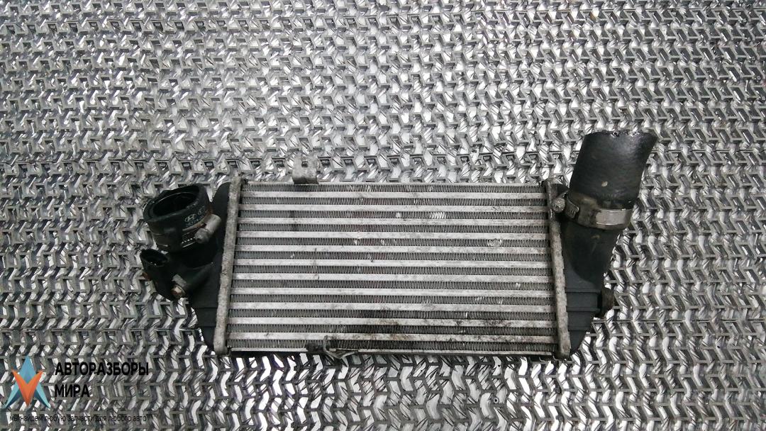 радиатор интеркулера Hyundai i30 GD 2013, 1.6 л., дизель, МКПП, универсал, 282712A740 - фото №1