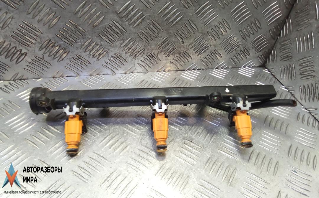 топливная рампа Citroen C5 1 поколение 2003, 3.0 л., бензин, МКПП, универсал - фото №1