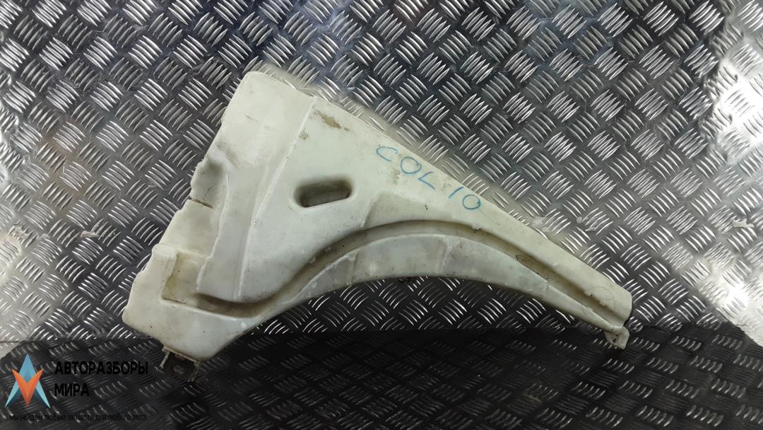 бачок омывателя Volkswagen Touareg 1 поколение 2004, 2.5 л., дизель, АКПП, внедорожник 5 дв. - фото №1