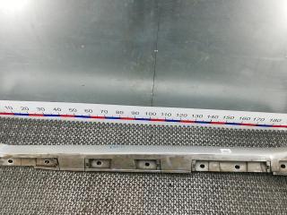 накладка на порог Toyota Avensis 3 поколение (T270) 2010, 2.0 л., дизель, МКПП, седан