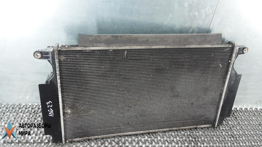 радиатор охлаждения Toyota VERSO 2010, 2.0 л., дизель, МКПП, минивэн, 16400-0R030 - фото №1