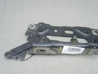 петля капота BMW 7 серия F01/F02 2009, 4.4 л., 750i, бензин, АКПП, седан