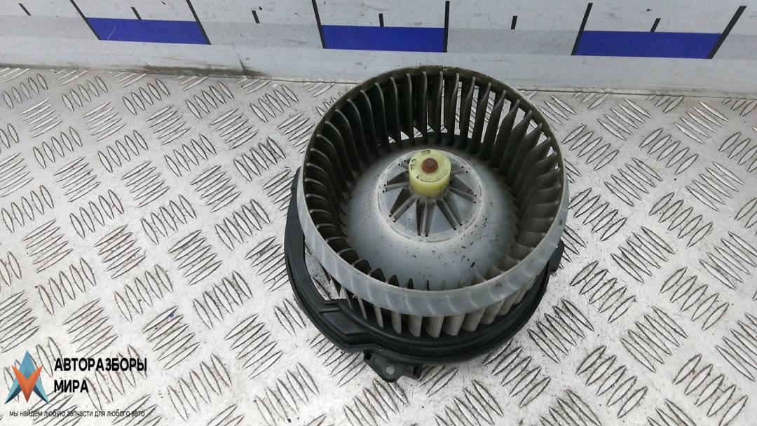 моторчик печки Jeep Cherokee KL 2014, 2.4 л., бензин, АКПП, внедорожник 5 дв. - фото №1