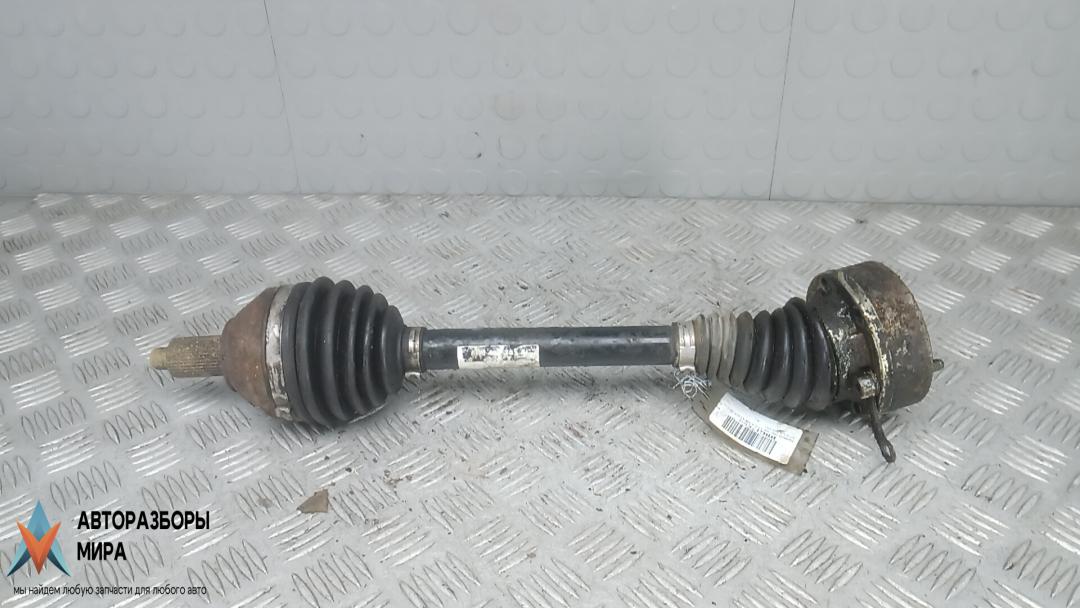 полуось передняя левая (приводной вал, ШРУС) Volkswagen Polo 5 поколение 2012, 1.6 л., дизель, МКПП, хетчбэк 5 дв., 6R0407761A, 6R0407761AX - фото №1