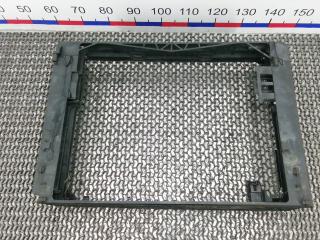 диффузор вентилятора BMW 7 серия F01/F02 [рестайлинг] 2013, 4.4 л., 750i, бензин, АКПП, седан, 7599666