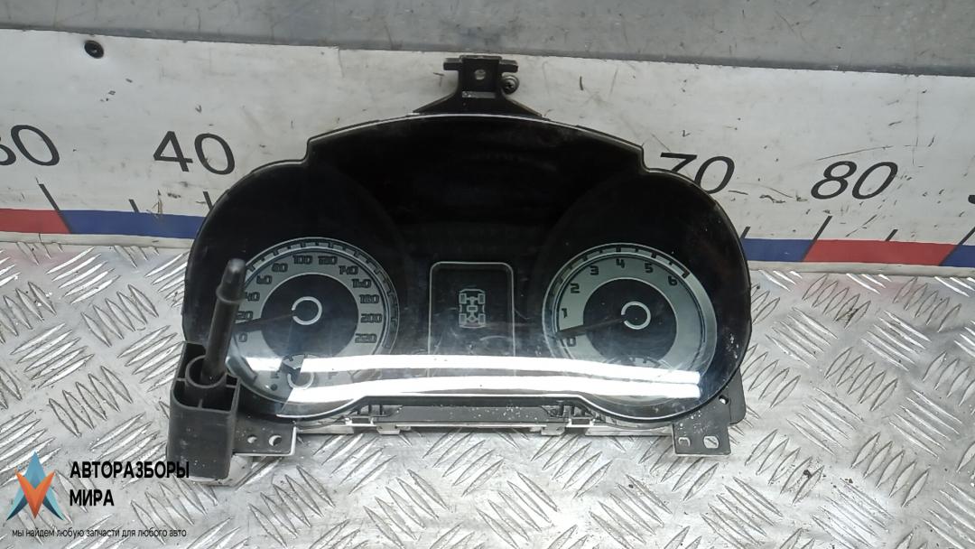 приборная панель Mitsubishi Pajero 4 поколение 2010, 3.2 л., дизель, МКПП, внедорожник 5 дв., 8100B214 - фото №1