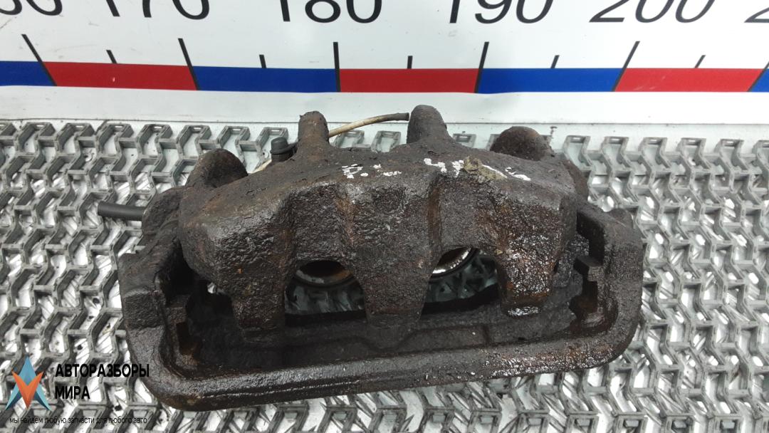 суппорт передний левый Land Rover Range Rover 4 поколение 2012, 5.0 л., бензин, АКПП, внедорожник 5 дв., LR047905, LR015570 - фото №1