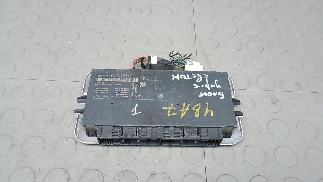 блок управления светом BMW 7 серия F01/F02 2009, 4.4 л., 750i, бензин, АКПП, седан, 63117317408, 63127296090, 63127172536, 63117237647, 63127250624, 63117318327, 63117316213, 63117225231, 63117225232, 9225712 - фото №1