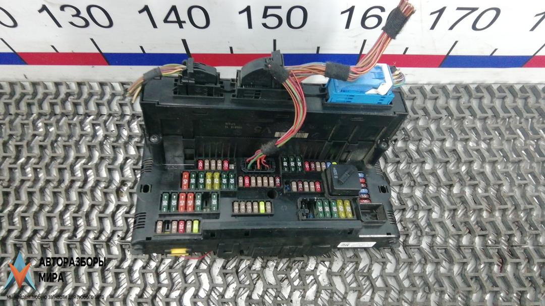 блок предохранителей BMW 7 серия F01/F02 2009, 4.4 л., 750i, бензин, АКПП, седан, 921086101 - фото №1