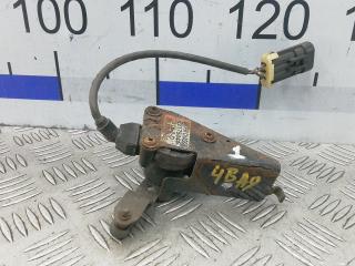 датчик дорожного просвета Cadillac Escalade 2 поколение 2003, 6.0 л., бензин, АКПП, внедорожник 5 дв., 22175444