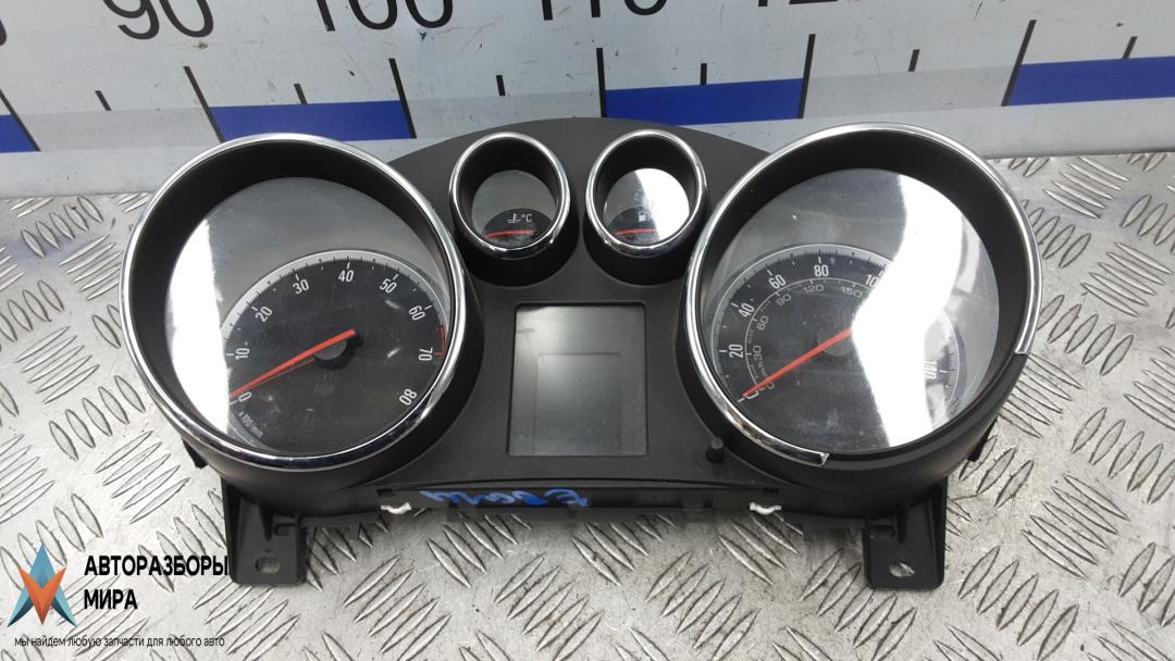 приборная панель Opel Meriva 2 поколение (B) 2011, 1.4 л., бензин, МКПП, хетчбэк 5 дв. - фото №1