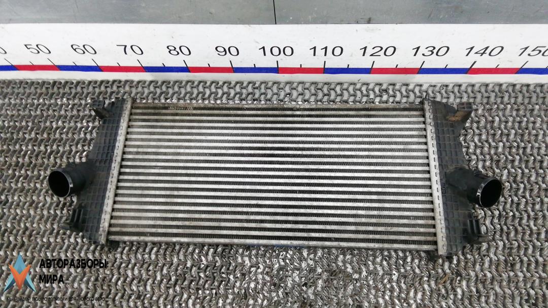 радиатор интеркулера Chrysler Voyager 5 поколение 2009, 2.8 л., дизель, АКПП, минивэн - фото №1