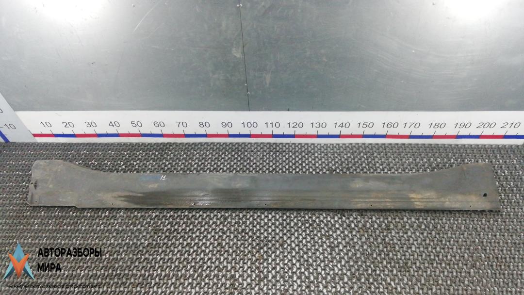 накладка на порог Mitsubishi Pajero 4 поколение 2009, 3.2 л., дизель, МКПП, внедорожник 5 дв., 7405A089, 7405A090 - фото №1