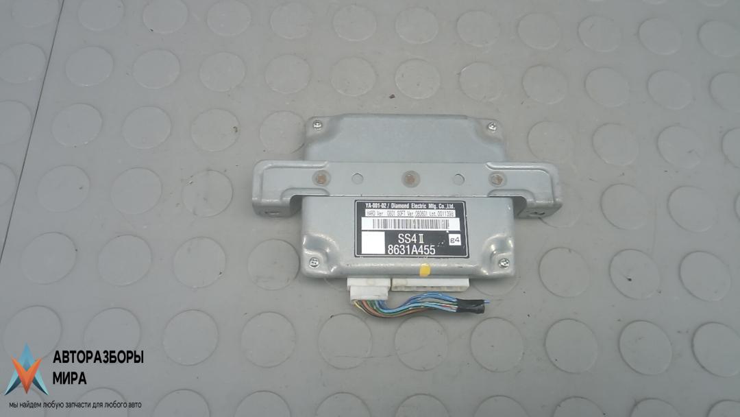 блок управления (другие) Mitsubishi Pajero 4 поколение 2009, 3.2 л., дизель, МКПП, внедорожник 5 дв., 8631455 - фото №1