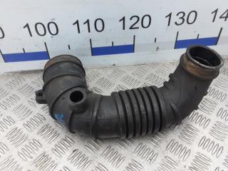 патрубок интеркулера Mitsubishi Pajero 4 поколение 2009, 3.2 л., дизель, МКПП, внедорожник 5 дв.