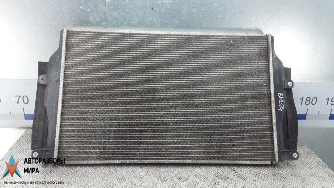 радиатор охлаждения Toyota RAV4 3 поколение (XA30) 2006, 2.2 л., дизель, МКПП, внедорожник 5 дв. - фото №1