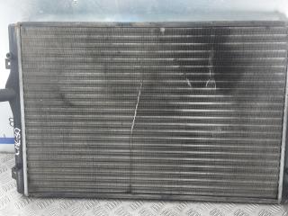 радиатор охлаждения Volkswagen Passat B6 2006, 2.0 л., дизель, МКПП, универсал, 3C0121253K