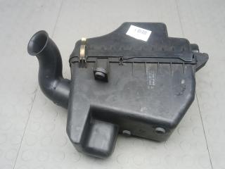 корпус воздушного фильтра Toyota RAV4 2 поколение (XA20) [рестайлинг] 2003, 2.0 л., дизель, МКПП, внедорожник 5 дв.