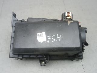 корпус воздушного фильтра Volvo V40 1 поколение [рестайлинг] 2000, 2.0 л., бензин, МКПП, универсал, 30858441, 308127109, 30812710, XR127077, MR239024, 30873414, 30862730, MR127077