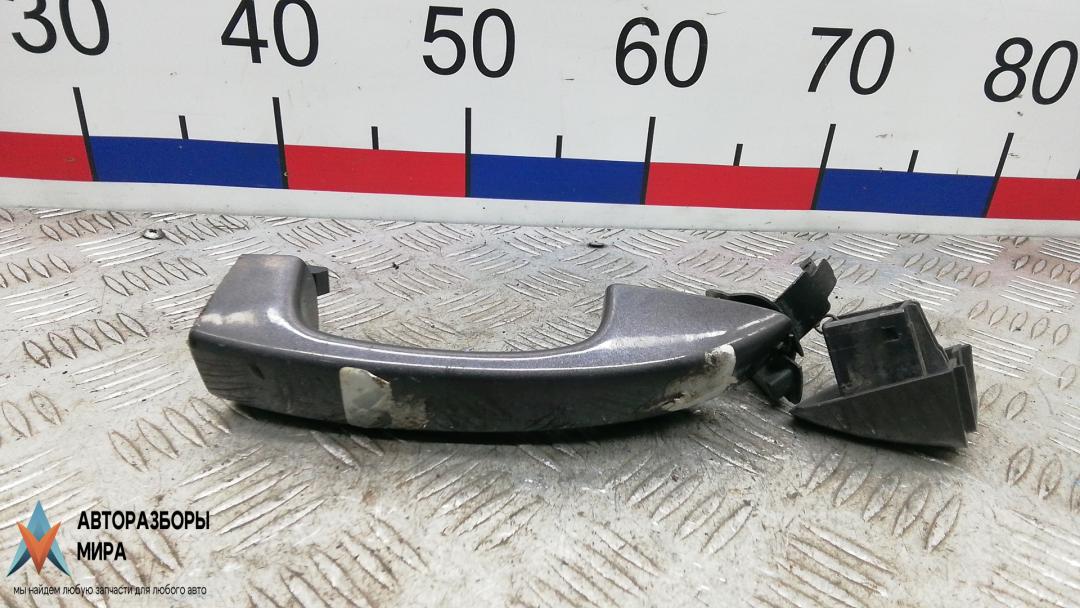 ручка наружная задняя правая Volkswagen Touareg 2 поколение 2011, 3.0 л., V6 TDI, дизель, АКПП, внедорожник 5 дв. - фото №1