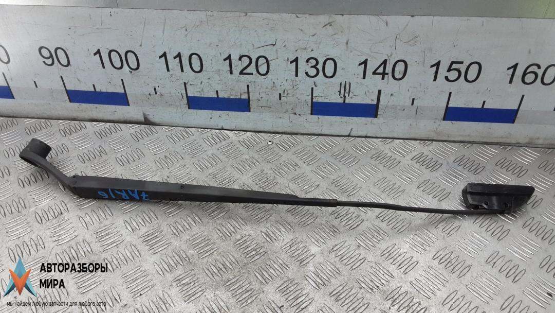 щеткодержатель (поводок стеклоочистителя, дворник) Kia Rio 2 поколение 2006, 1.5 л., дизель, МКПП, хетчбэк 5 дв. - фото №1