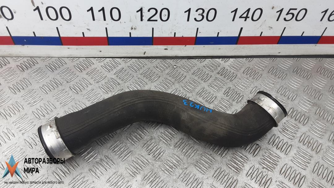 патрубок интеркулера Mercedes-Benz CLC-Класс CL203 2009, 2.2 л., дизель, МКПП, купе - фото №1