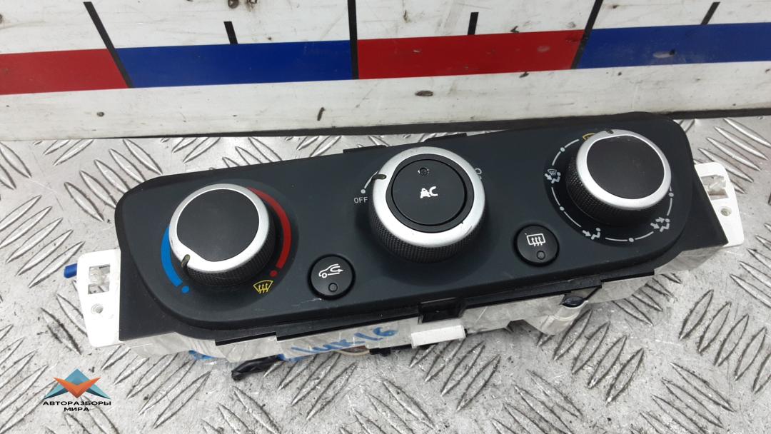 блок управления печки / климат-контроля Renault Scenic 3 поколение 2010, 1.5 л., дизель, МКПП, минивэн - фото №1