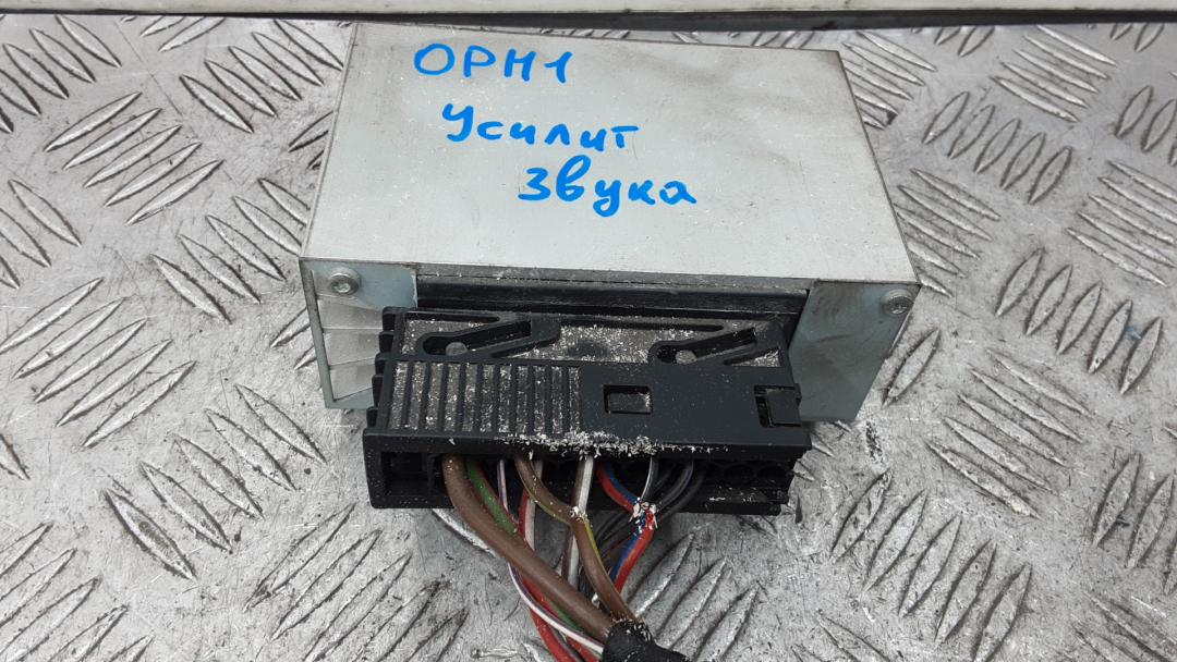 Усилитель музыки BMW 6 серия E63/E64 2004, 4.4 л., 645i, бензин, АКПП, купе, 65126920461 - фото №1