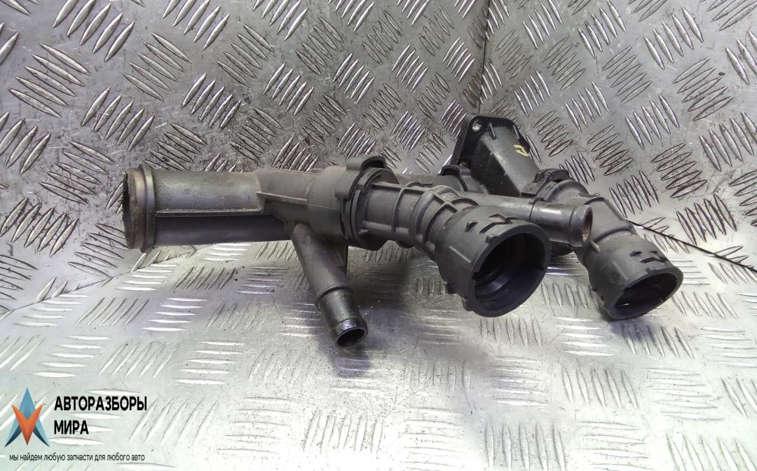 Корпус термостата дизельный Skoda Octavia 3 поколение (A7) 2014, 1.6 л., дизель, МКПП, хетчбэк 5 дв. - фото №1