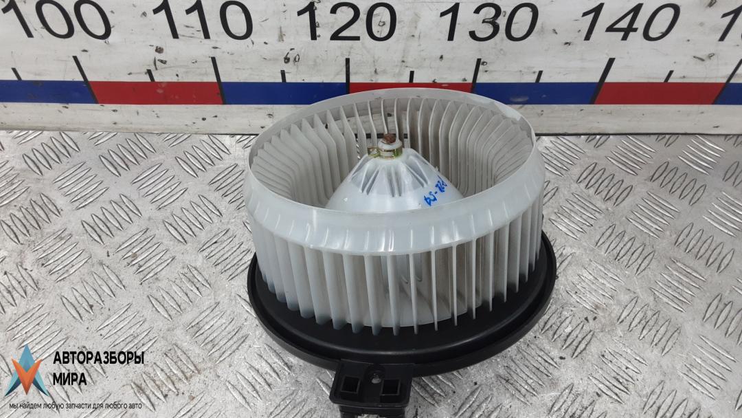 моторчик печки Lexus GS 2 поколение 2001, 4.3 л., бензин, АКПП, седан - фото №1