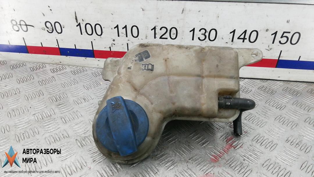 бачок расширительный Audi A6 4F/C6 2005, 2.0 л., дизель, МКПП, седан - фото №1